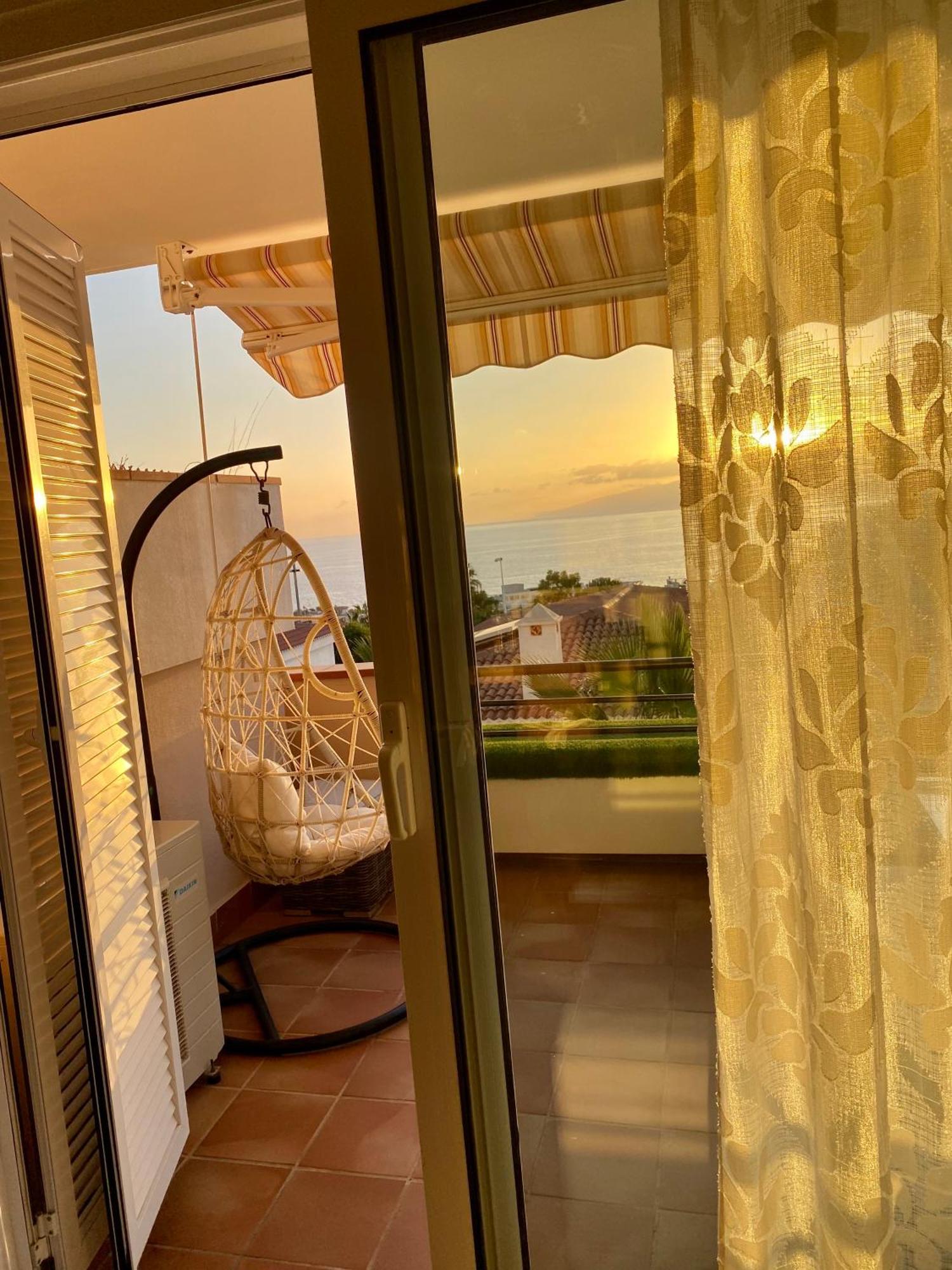 Apartment With Spectacular View In Puerto Santiago Puerto de Santiago  Exteriér fotografie